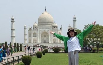 Sunrise Taj Mahal And Agra Tour By Car